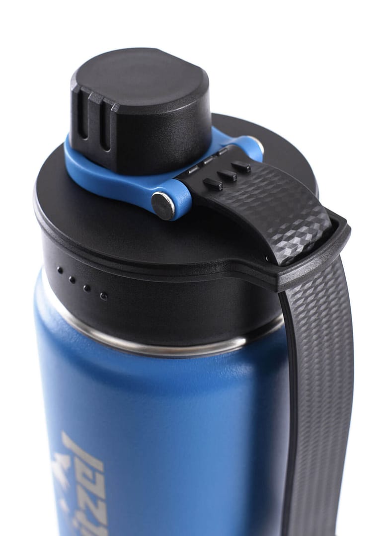 1005_Schnitzel_Trinkflasche UJO_blau_2