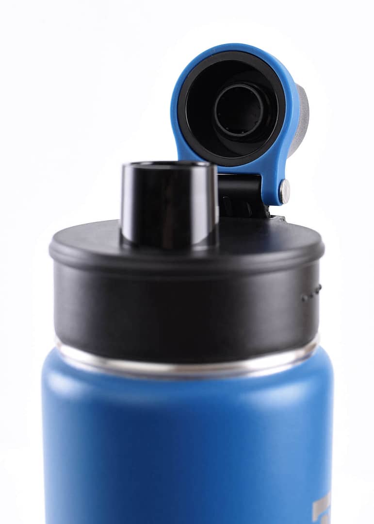 1005_Schnitzel_Trinkflasche UJO_blau_3